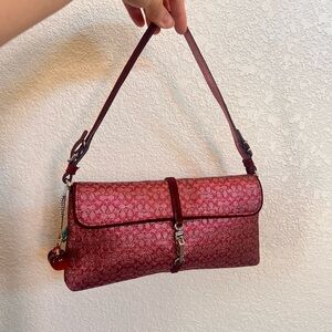 Coach Y2K Pink Metallic Shimmer Optic
Lurex Signature Hamptons Bag